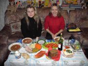 Zelenograd: Lena und Lera sind hungrig