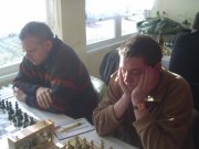 Simon und Yogi (mit den Gedanken woanders)