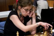 Marie Sebag nahm Karjakin einen halben ab