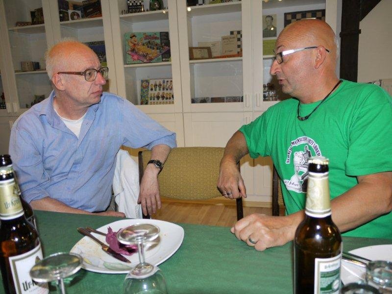 2011: Fachgespr&auml;ch zwischen Robert H&uuml;bner und Helmut Bombien