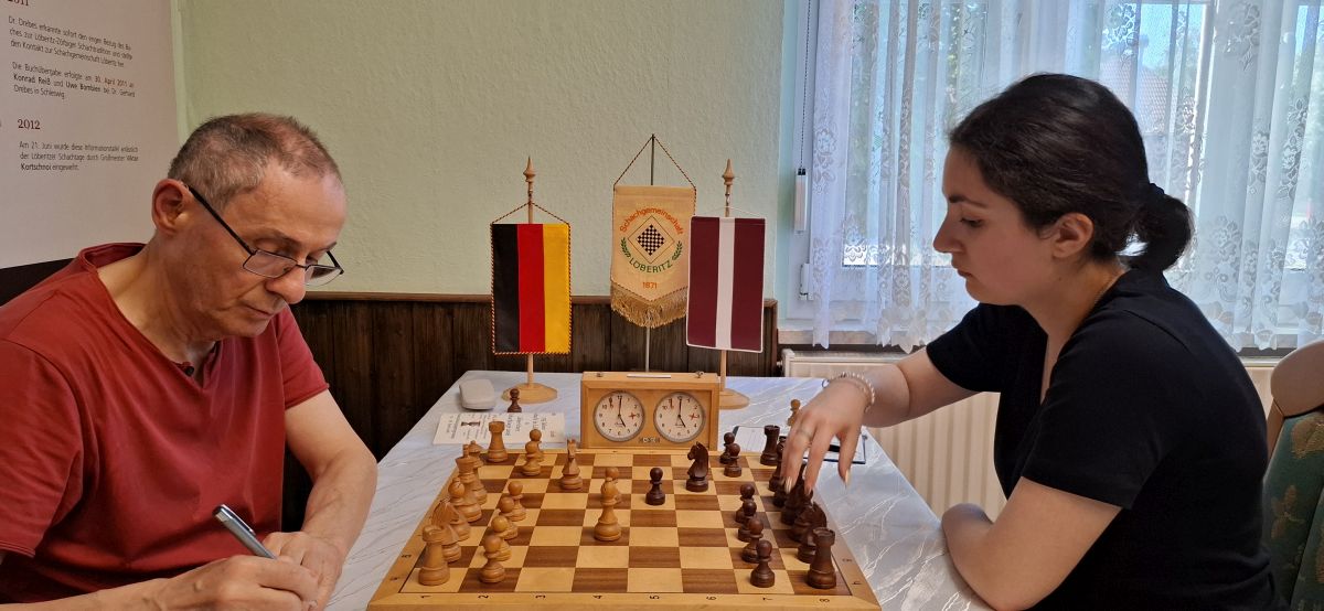 Rainer Knaak vs. Agnesa Ter-Avetisjana